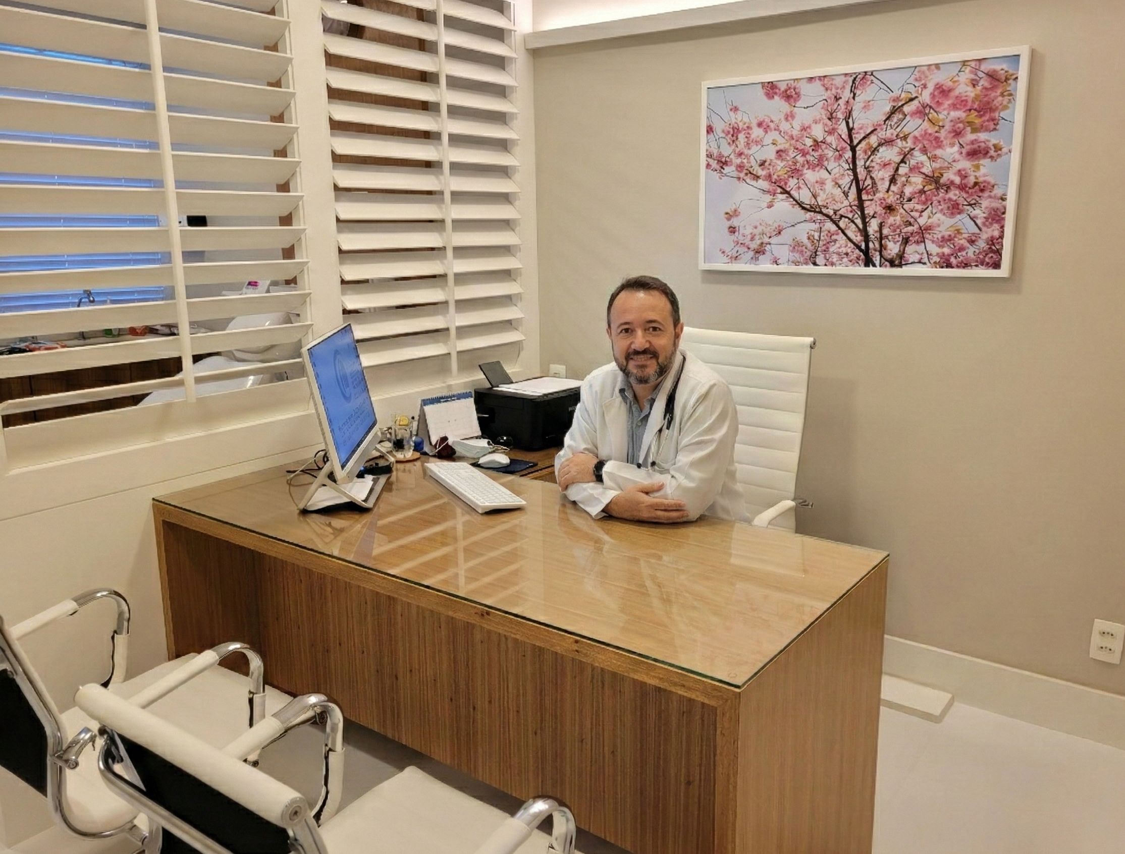 Mesa de Atendimento Dr. Fernando